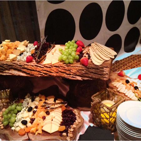 Doubletree By Hilton Cleveland East Beachwood Exteriör bild