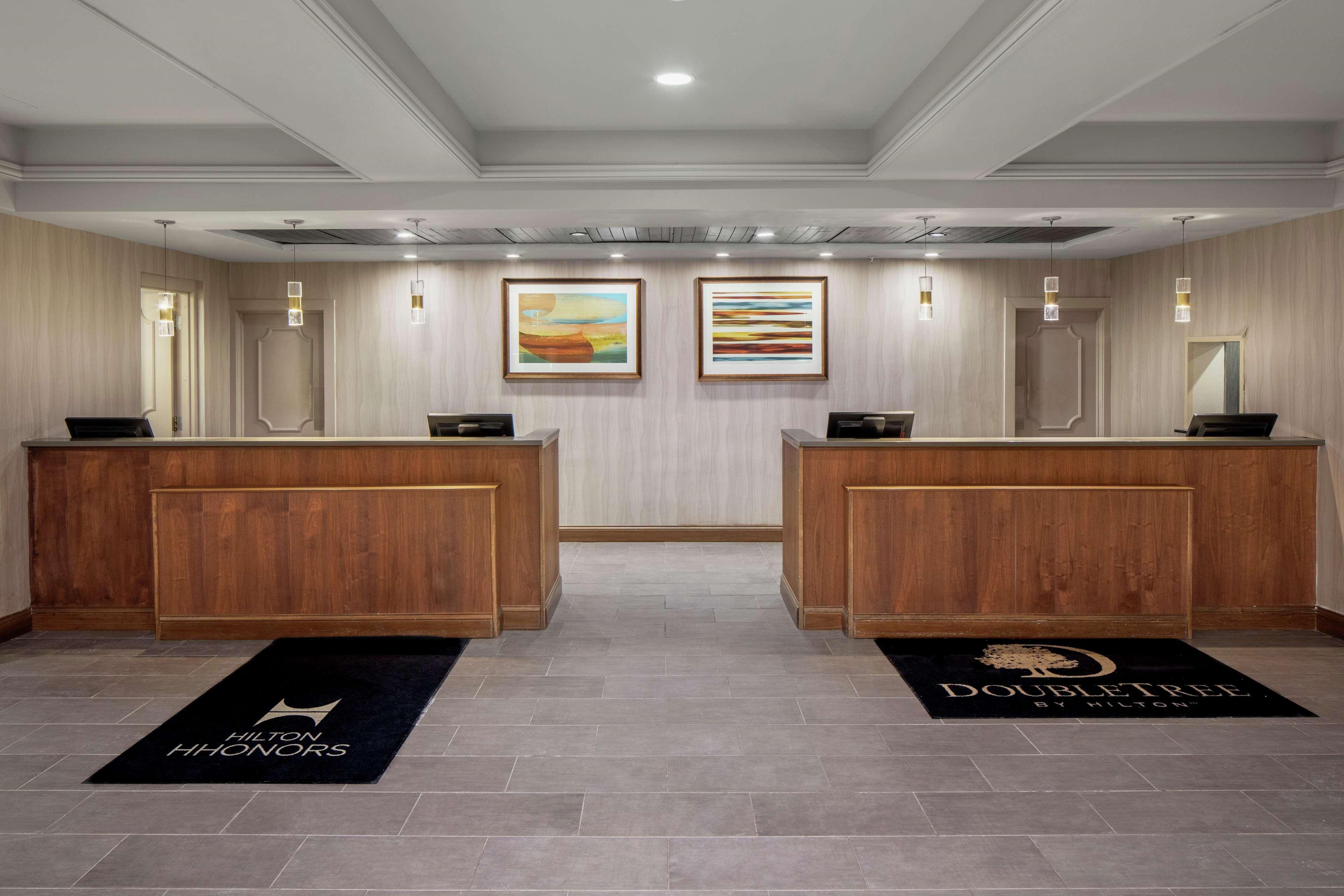 Doubletree By Hilton Cleveland East Beachwood Exteriör bild